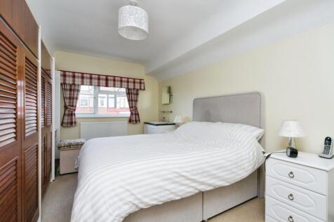 Bedroom 1 FF