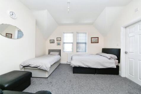 Flat 2 Bed