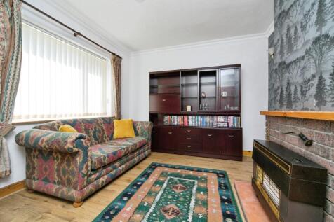 Sitting/Dining Room