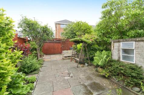 Garden/Garage