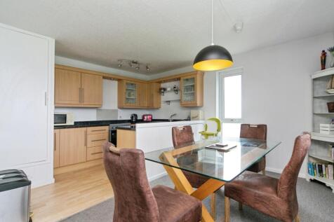 Kitchen Dining Area