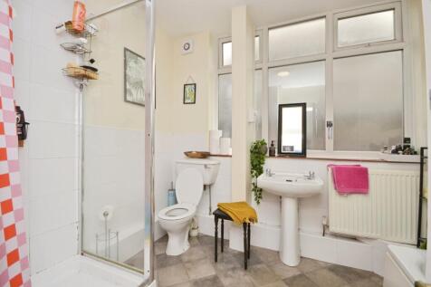 GF Bathroom