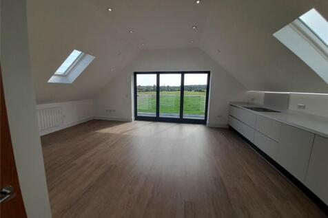 Kitchen/Living Area