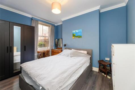 Bedroom Lwr Gd