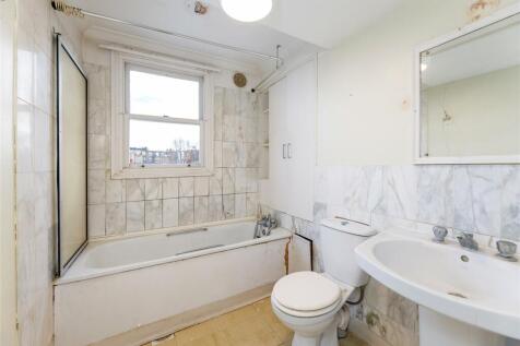 Bathroom U/M