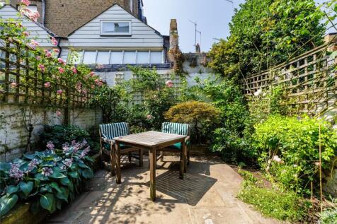 West Facing Garden