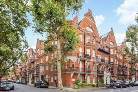 St Loo Court