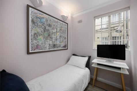 Bedroom/Study
