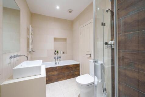 2nd Bathroom