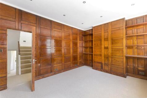 Reception/Bedroom