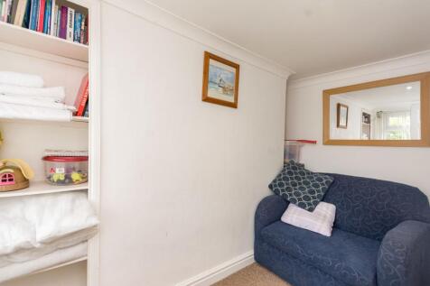 Snug/ Bedroom 2
