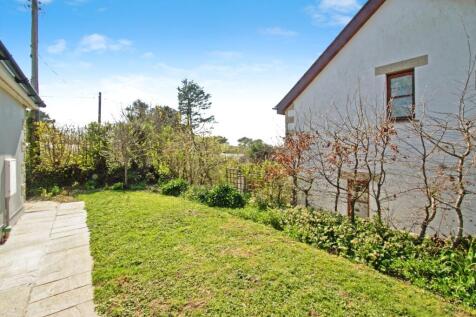 Side/Rear Garden