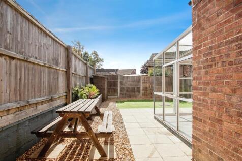 Garden Side