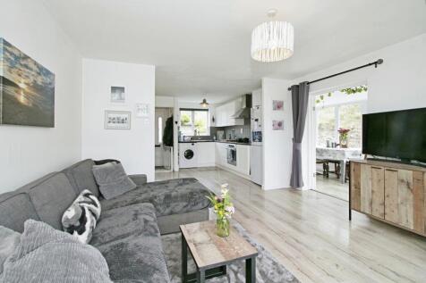 Lounge/Kitchen