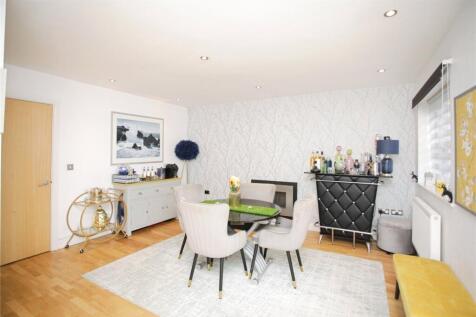 Family/Dining Room