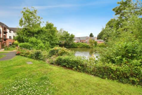 Gardens &amp; Duck Pond