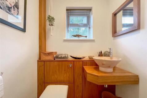 Ground Floor WC