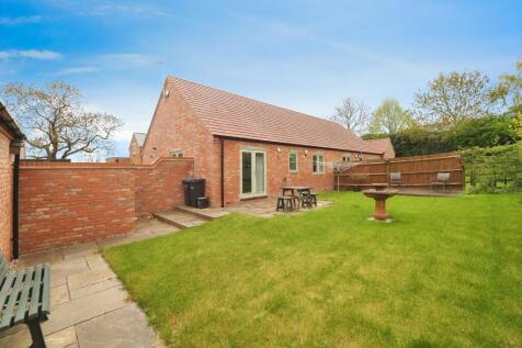 Garden &amp; Rear