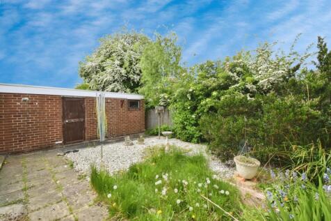 Garden &amp; Garage
