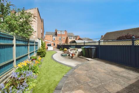 Garden &amp; Rear
