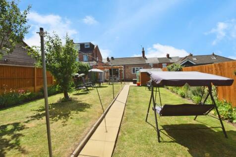 Garden &amp; Rear