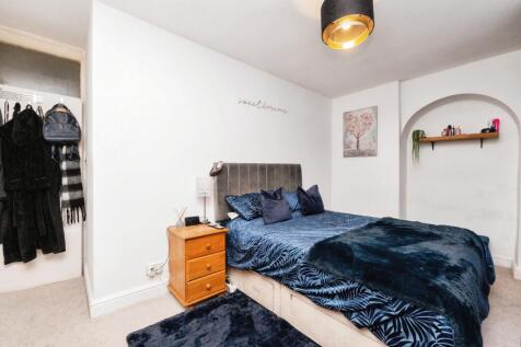 Master Bedroom 1