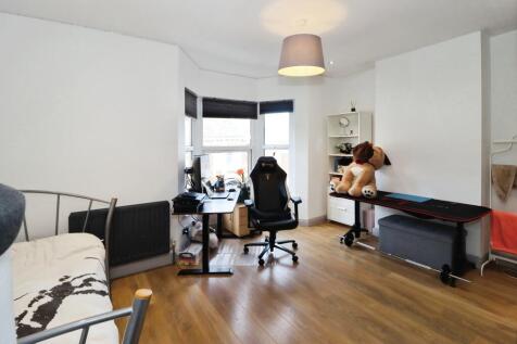 Master Bedroom 1