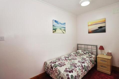 Bedroom 4/Office