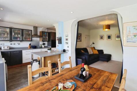 Dining To Kitchen