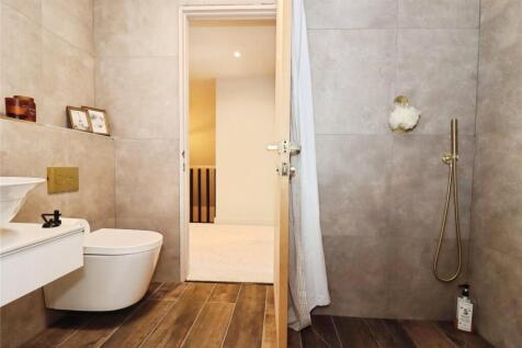 Upstairs Wet Room