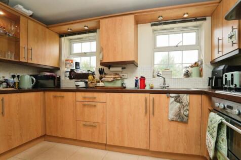 Kitchen 01