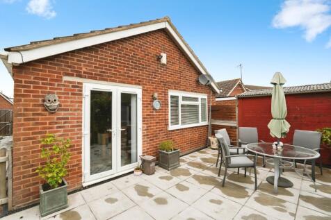Back Garden Patio 1