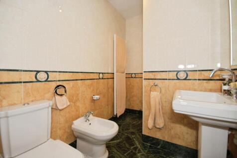 Ground Floor Ensuite