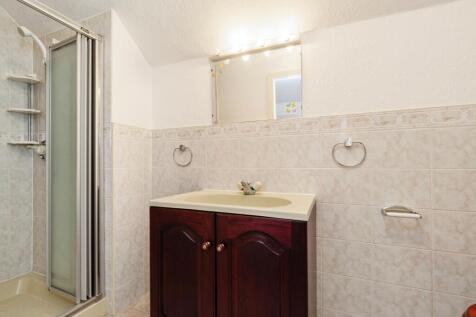 En-Suite Shower
