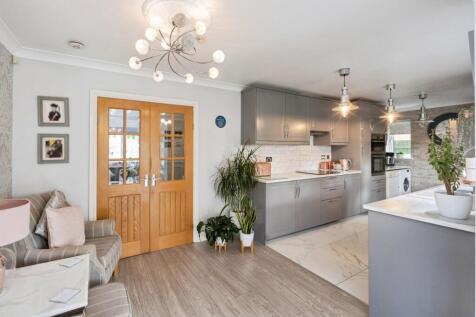 Kitchen/Family Room