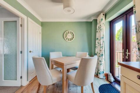 Dining/Kitchen