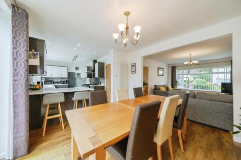 Dining/Kitchen