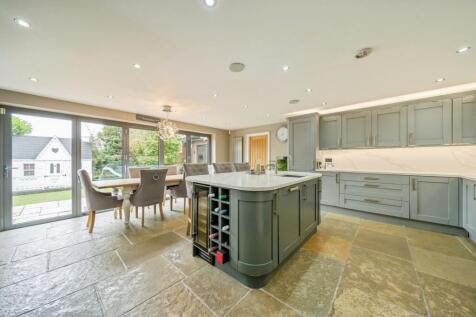 Kitchen/Diner/Family