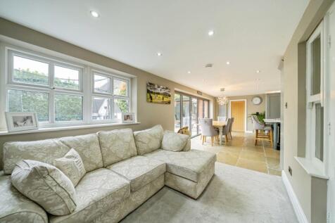 Kitchen/Diner/Family