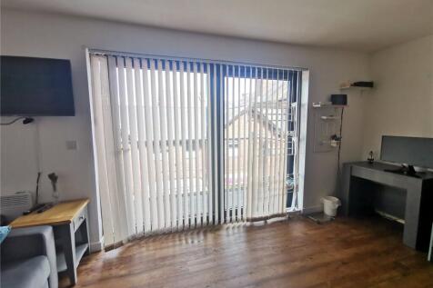 Studio Room