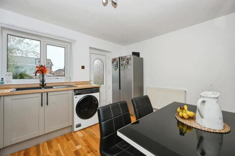 Kitchen/Dinning Area