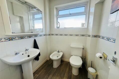 Ground Floor Wc