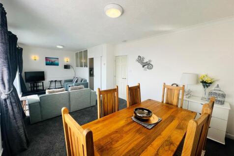 Living Room/Diner