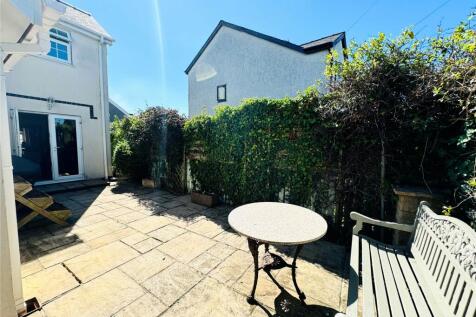 Side Patio