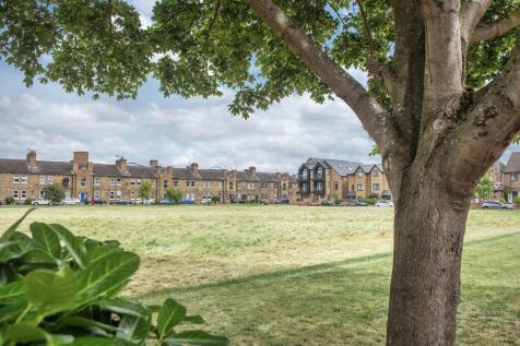 Heathfield Sq Green