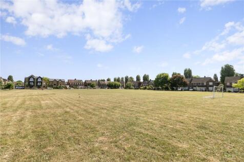 Heathfield Sq Green