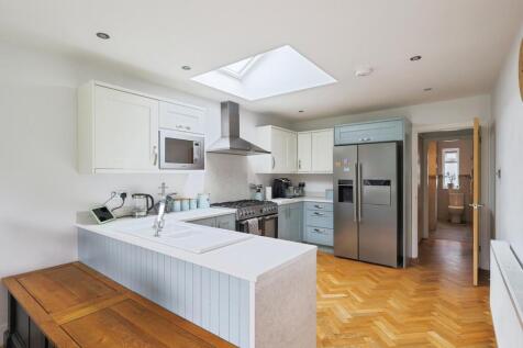 Kitchen 3