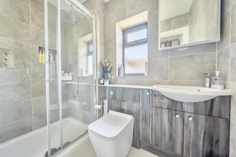 Ensuite.jpg