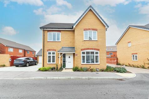 4 Rhodes Close (44).jpg