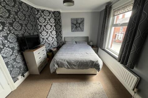 Bed 1 (1)